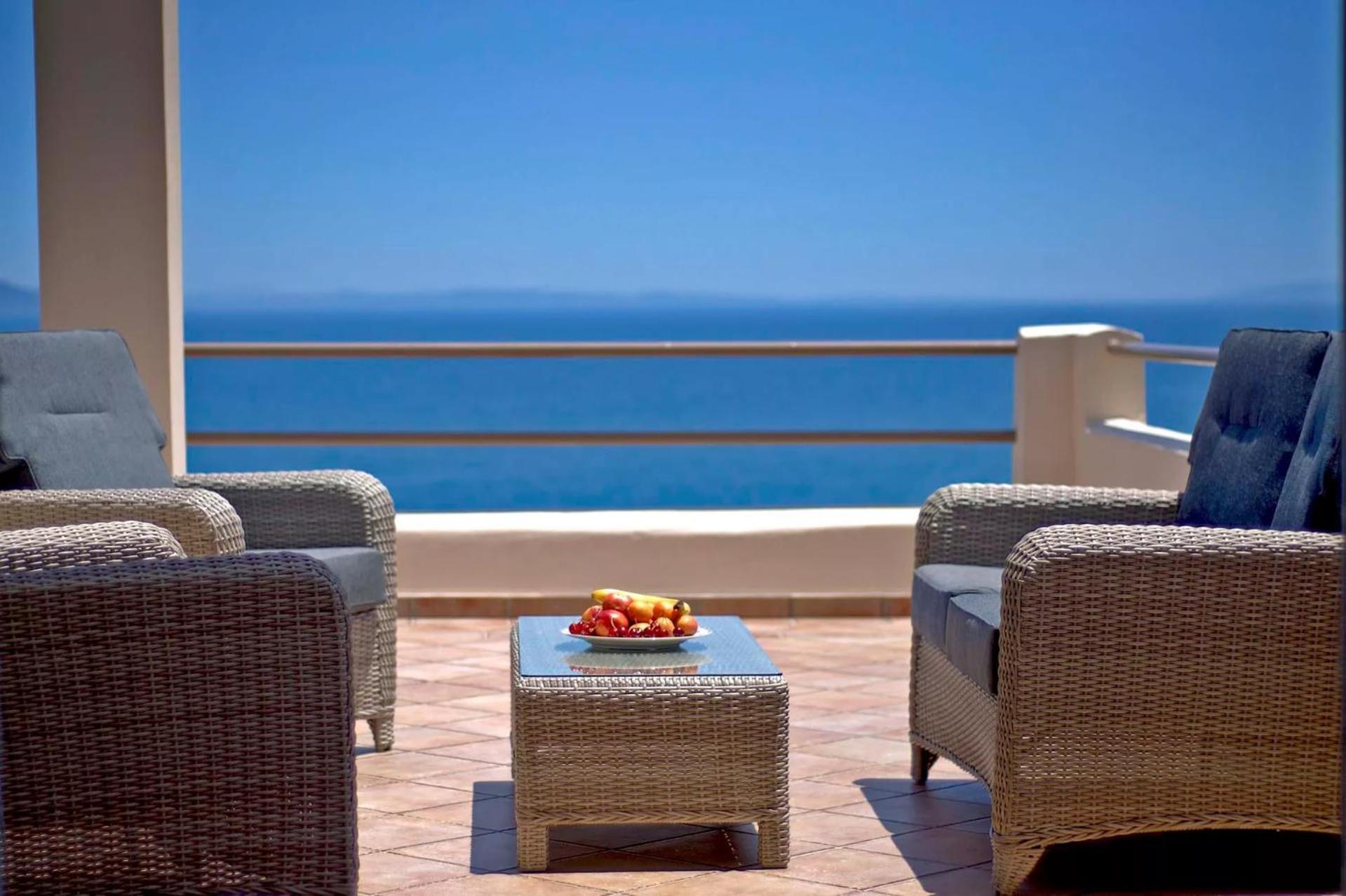 Blue Horizon Suites Paralio Astros Exterior photo
